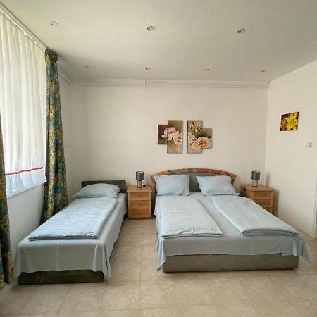 Lelle Centrum Vendeghaz Balatonlelle Ngoại thất bức ảnh